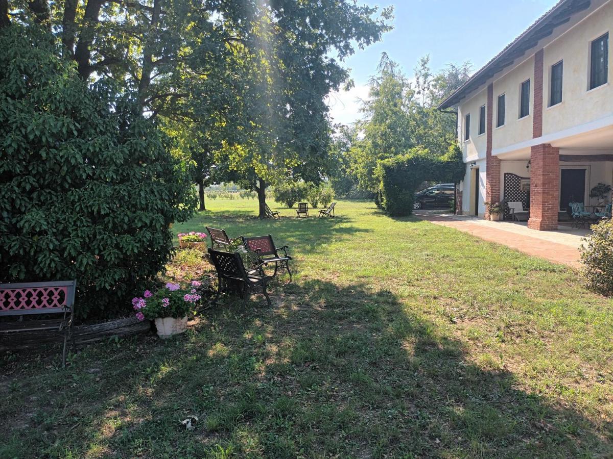 Tigliole Guest House La Carolina מראה חיצוני תמונה